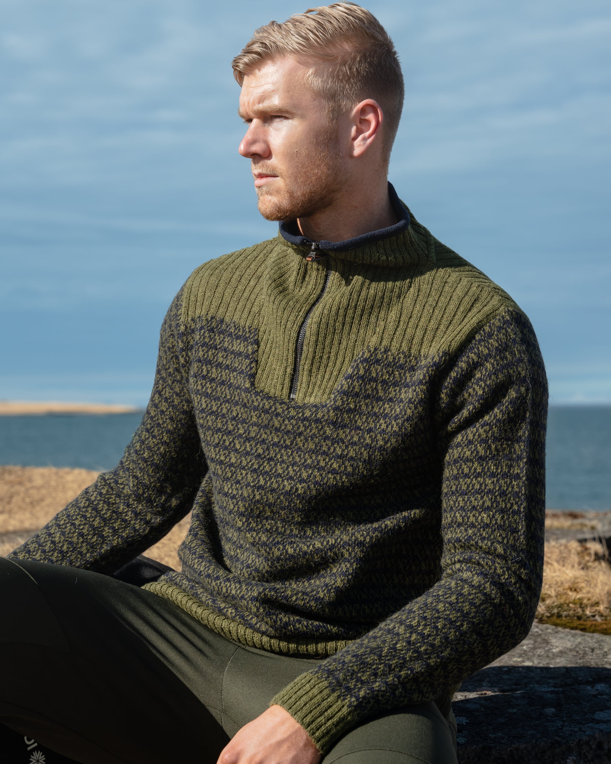 iceland-3-man-green-wool-sweater_50.jpeg