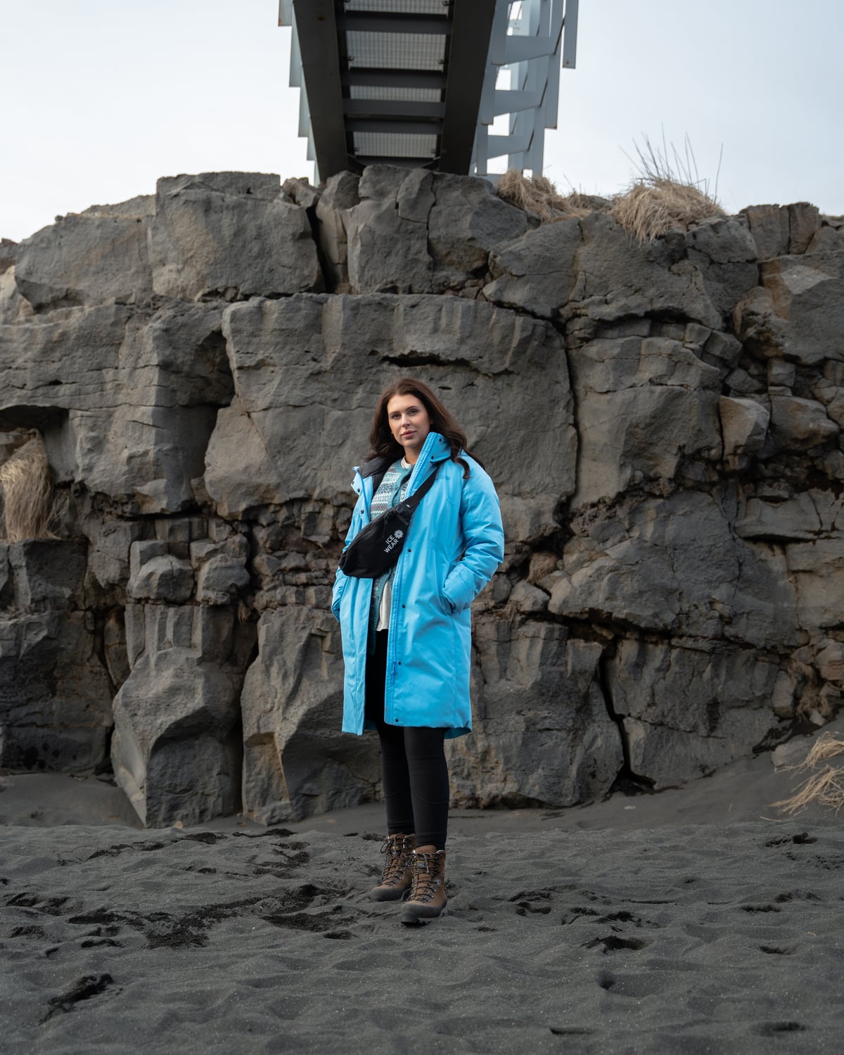iceland-woman-outdoor-clothing-blue_59.jpeg