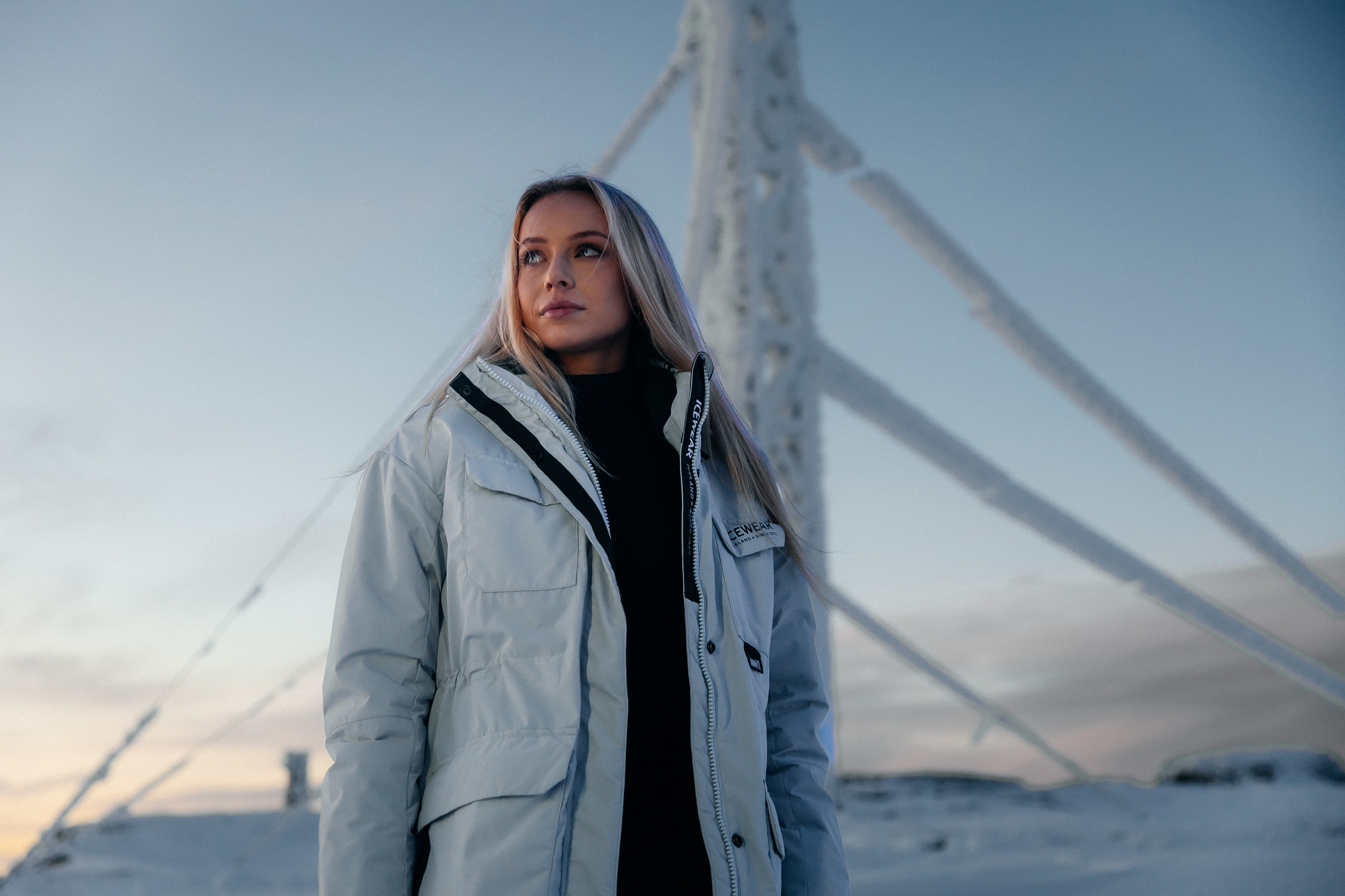ÓDÁÐAHRAUN síð dömuúlpa með íslenskri ullarfyllingu