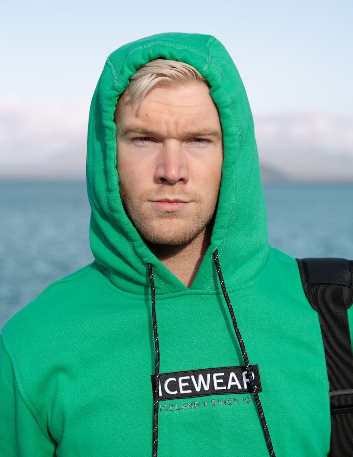 man-light-green-hoodie-bag_79.jpeg