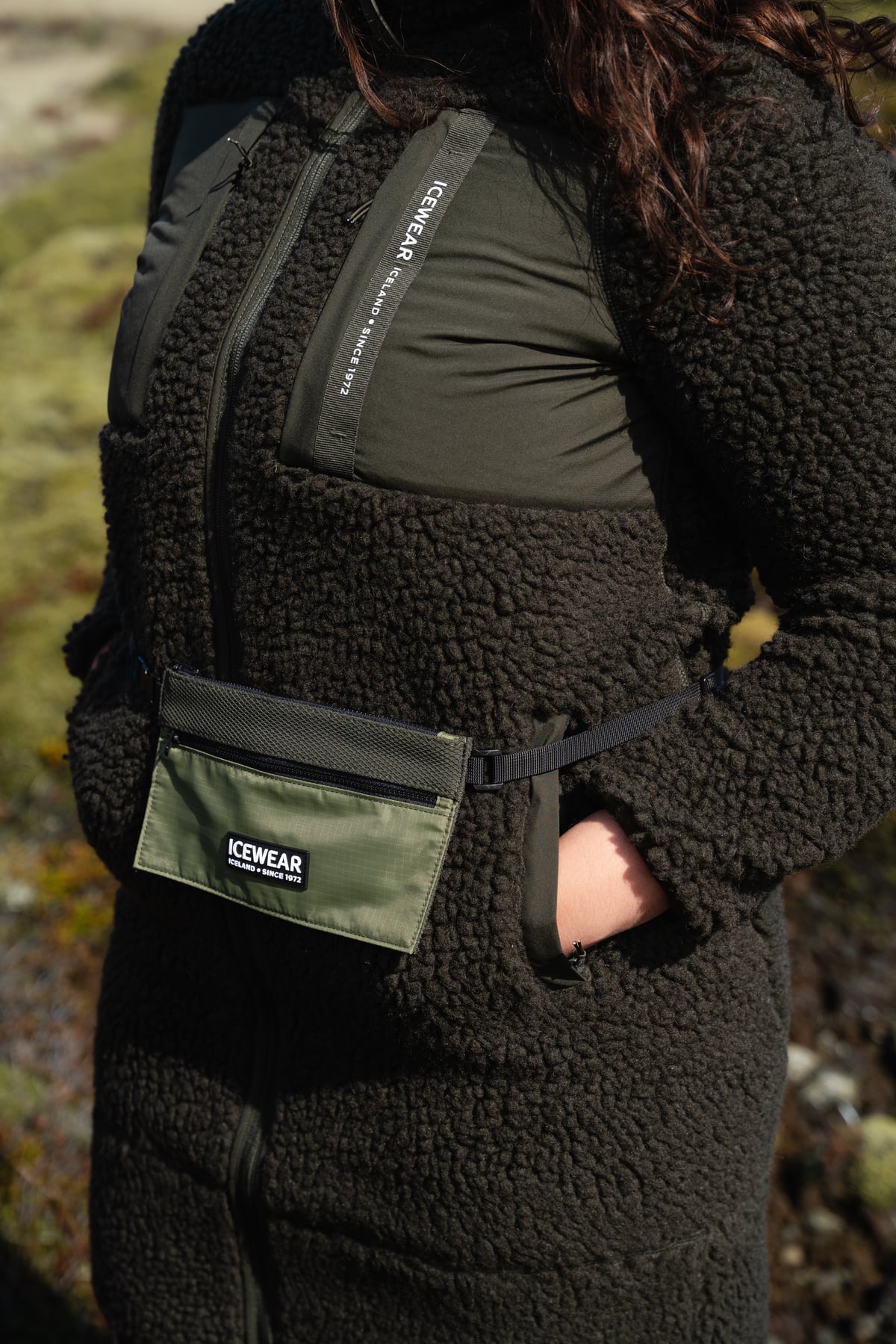 iceland-woman-outdoor_97.jpeg
