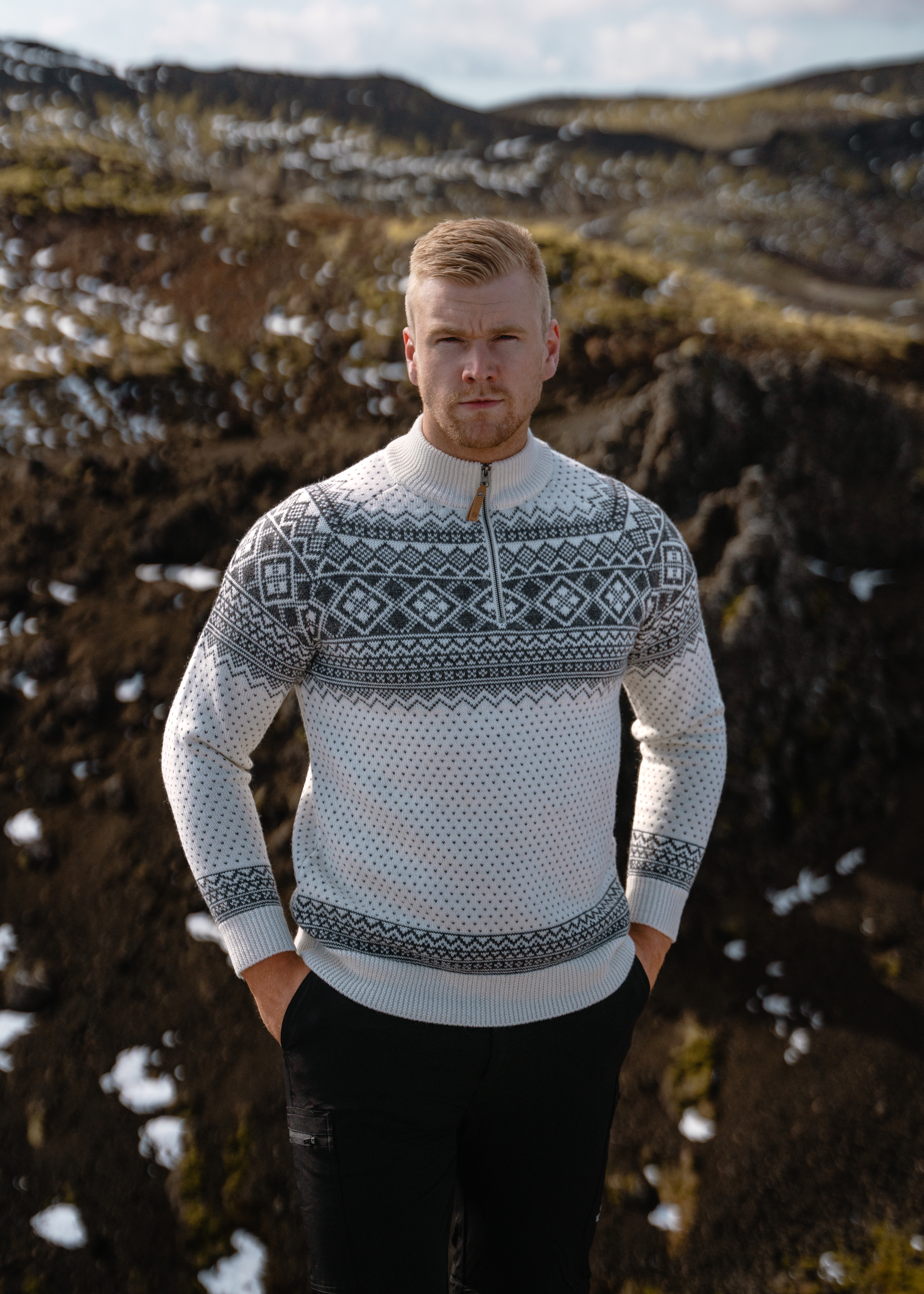 ALEXANDER hálfrennd merino ullarpeysa með norsku mynstri