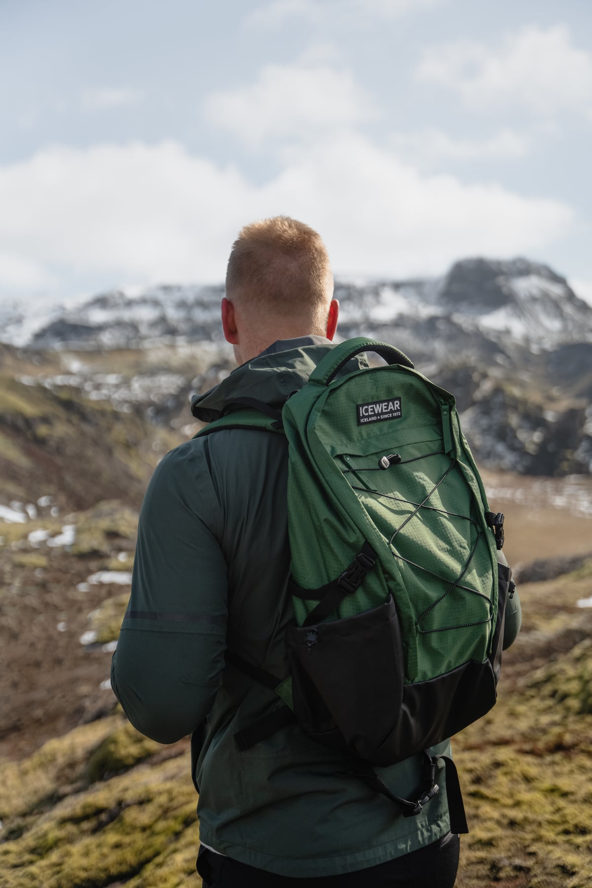 iceland-man-outdoor_168.jpeg