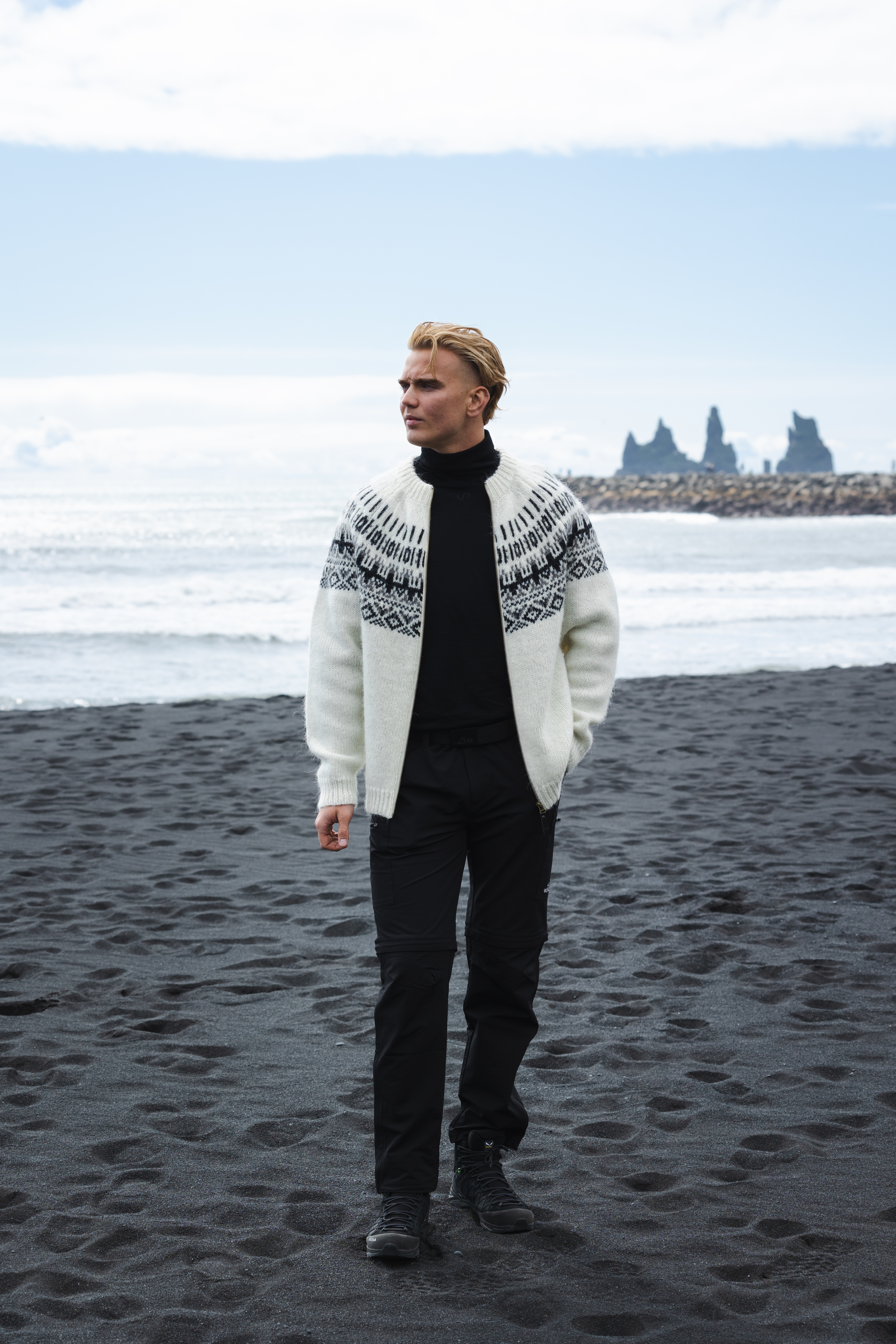Elis Wool Sweater with full Zip