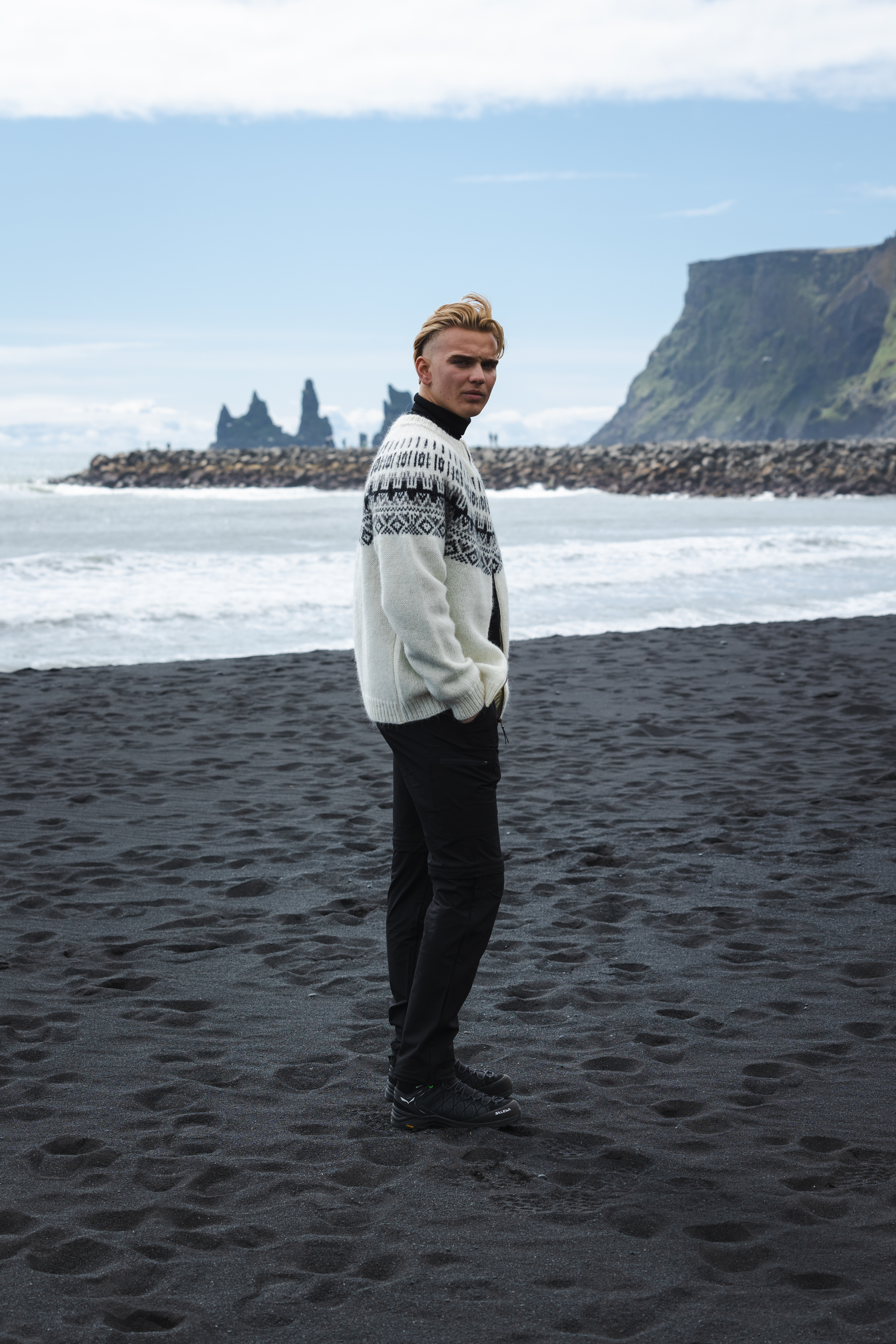 Elis Wool Sweater with full Zip