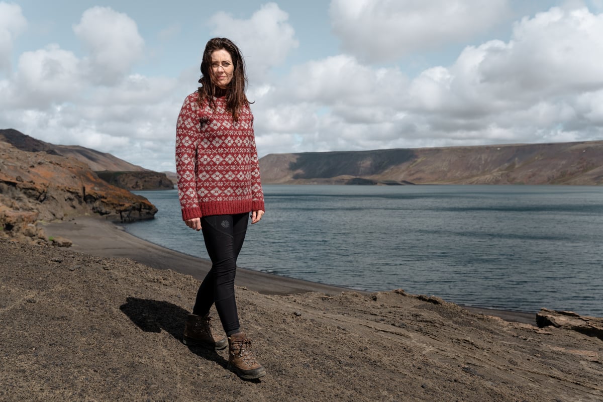 iceland-woman-hiking-wool-sweater-l-7.jpeg