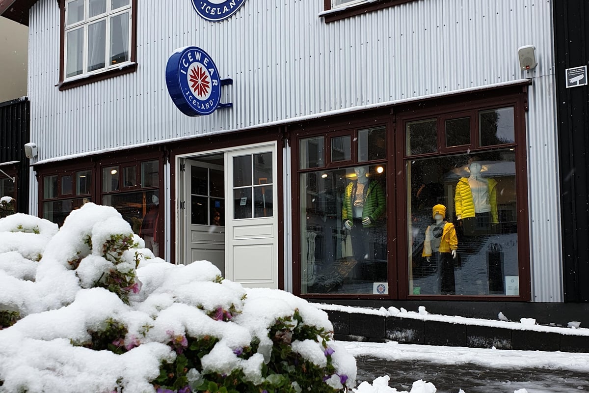 Icewear store, Icelandic house with snow