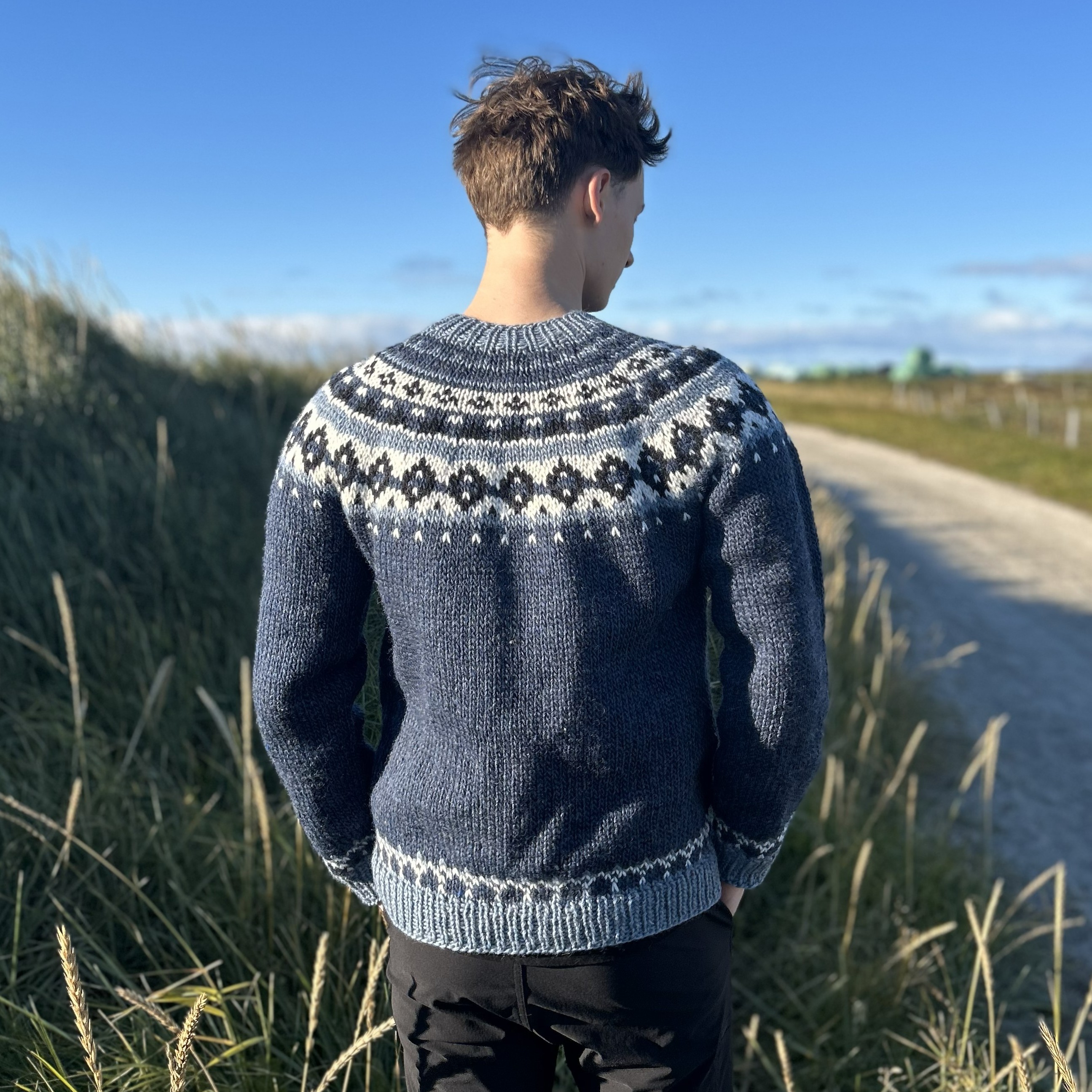 Hrafn men´s sweater knitting pattern