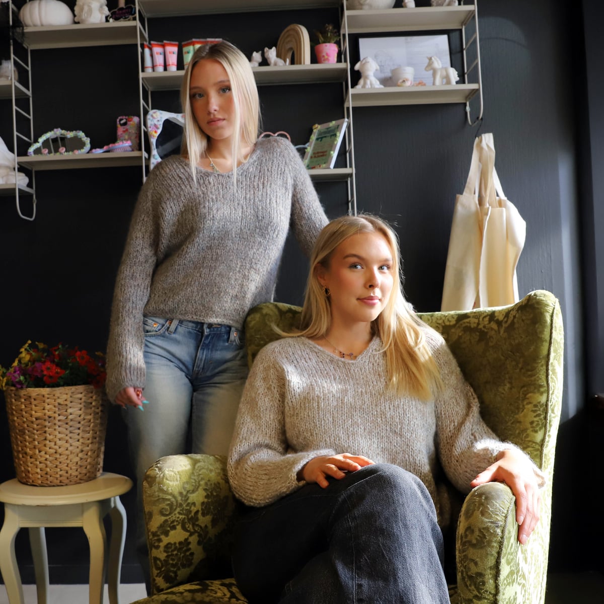 vidja_knit0471_womens-sweater_knitting-pattern_prjonauppskrift4.jpeg