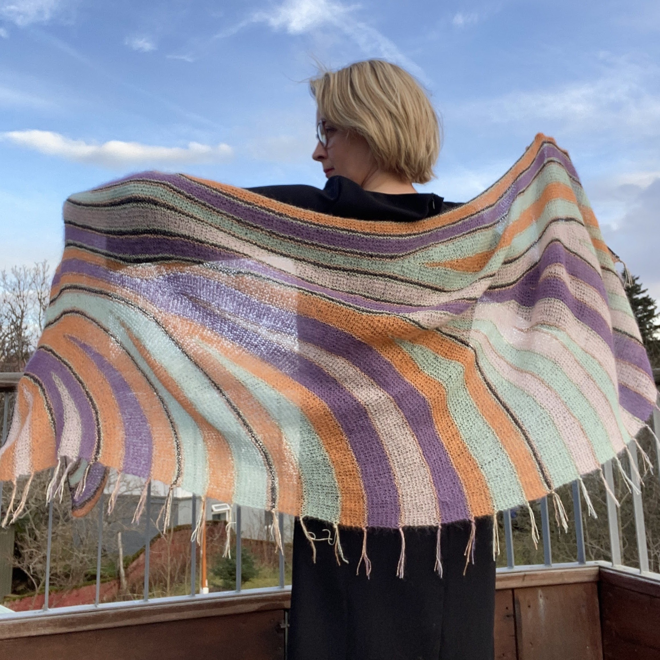 Dragonflywing shawl knitting pattern
