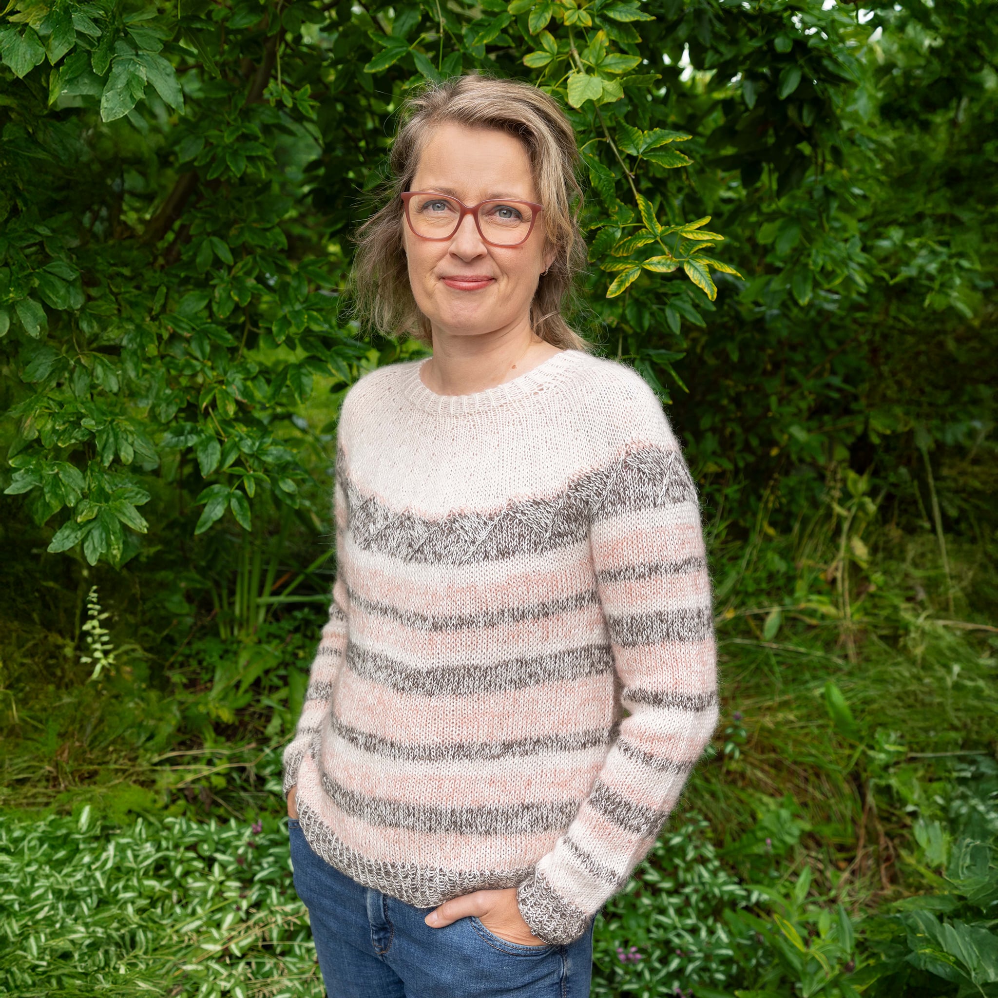 hafid-eda-fjollin_gk-022_sweater_knitting-pattern_prjonauppskrift1.jpeg