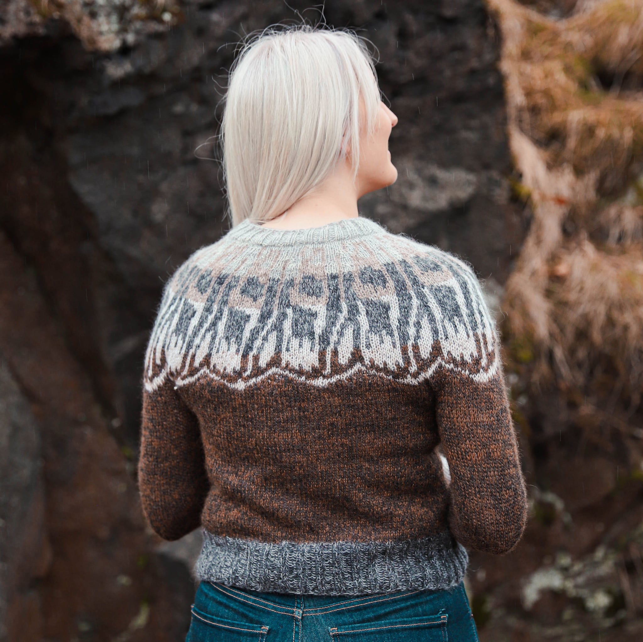 molur_gk-005_womens-sweater_knitting-pattern_prjonauppskrift2.jpeg