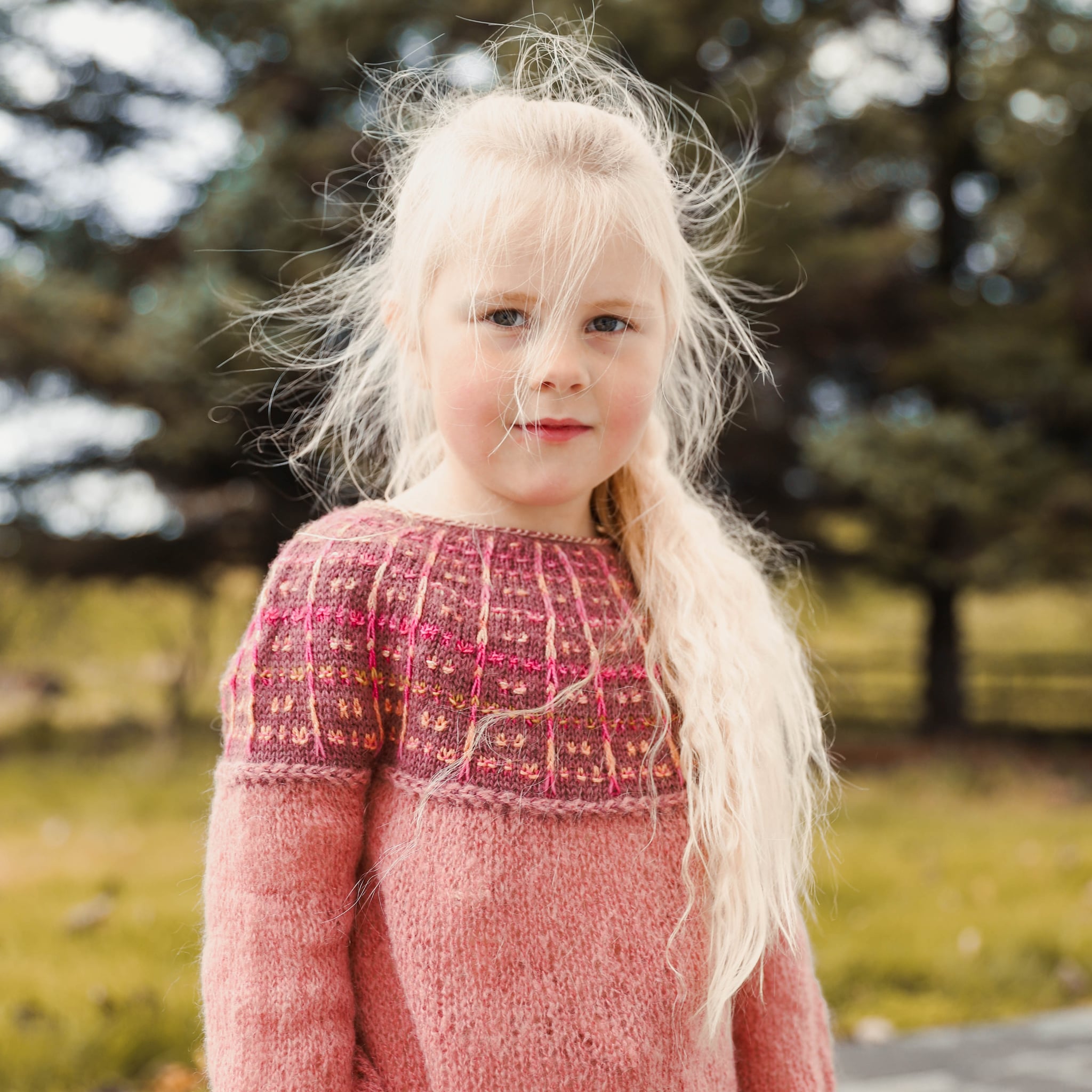 Ígulker-mini kids sweater knitting pattern