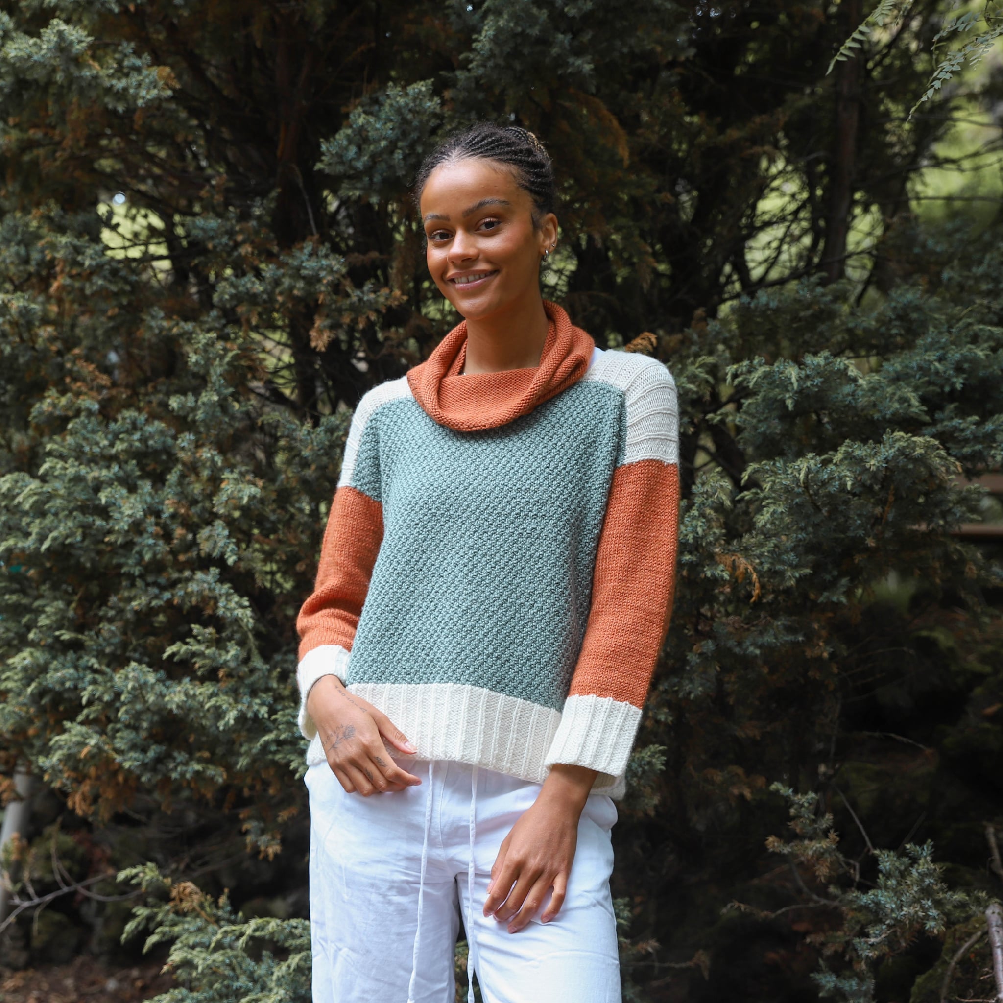 agusta_mlg-003_womens-sweater_knitting-pattern_prjonauppskrift5.jpeg