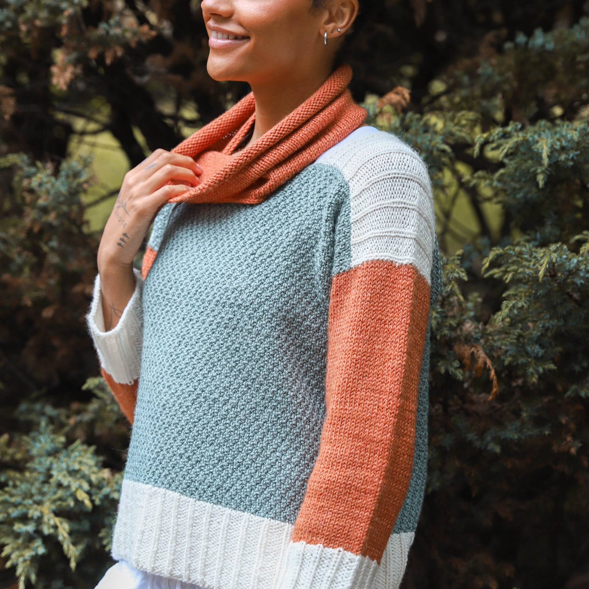 agusta_mlg-003_womens-sweater_knitting-pattern_prjonauppskrift2.jpeg