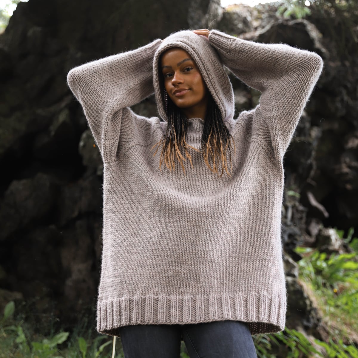 hlyleg_mlg-002_sweater-with-hood_knitting-pattern_prjonauppskrift-4.jpeg
