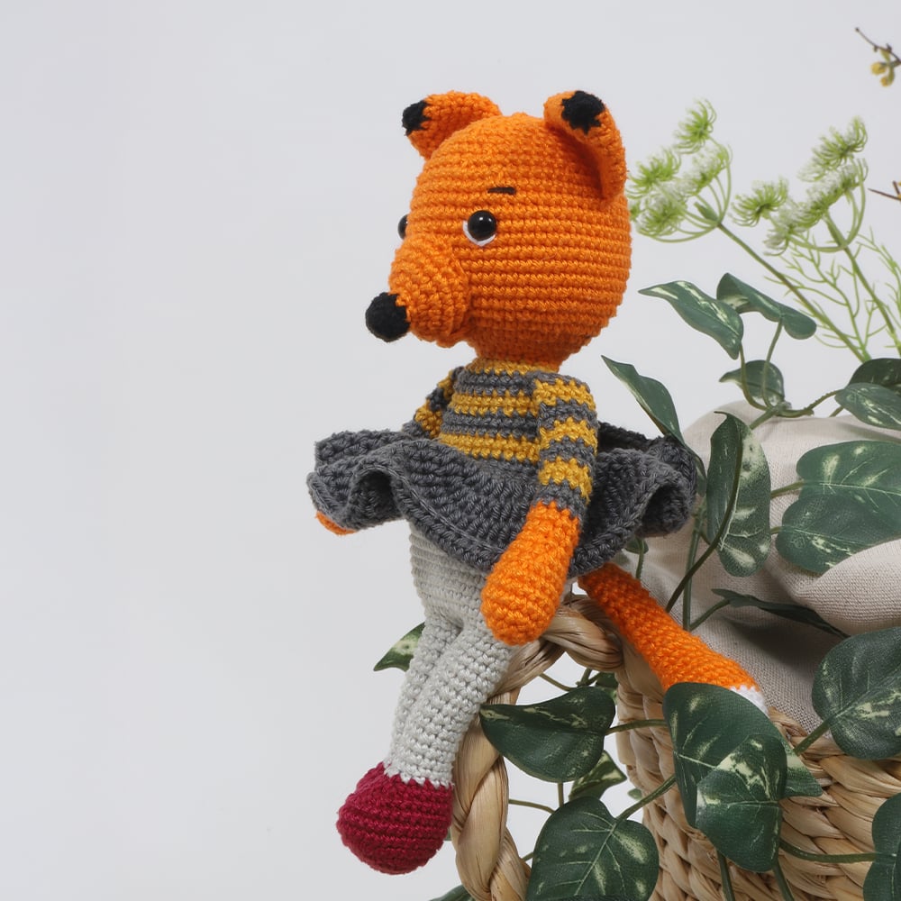 rebbastelpa_ahm-003_fox_knitting-pattern_prjonauppskrift2.jpeg