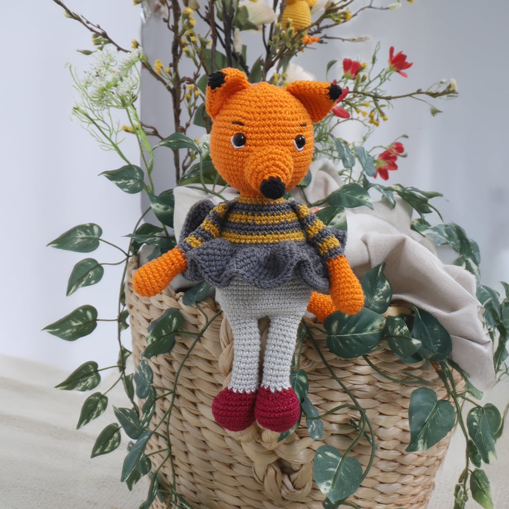 rebbastelpa_ahm-003_fox_knitting-pattern_prjonauppskrift1.jpeg