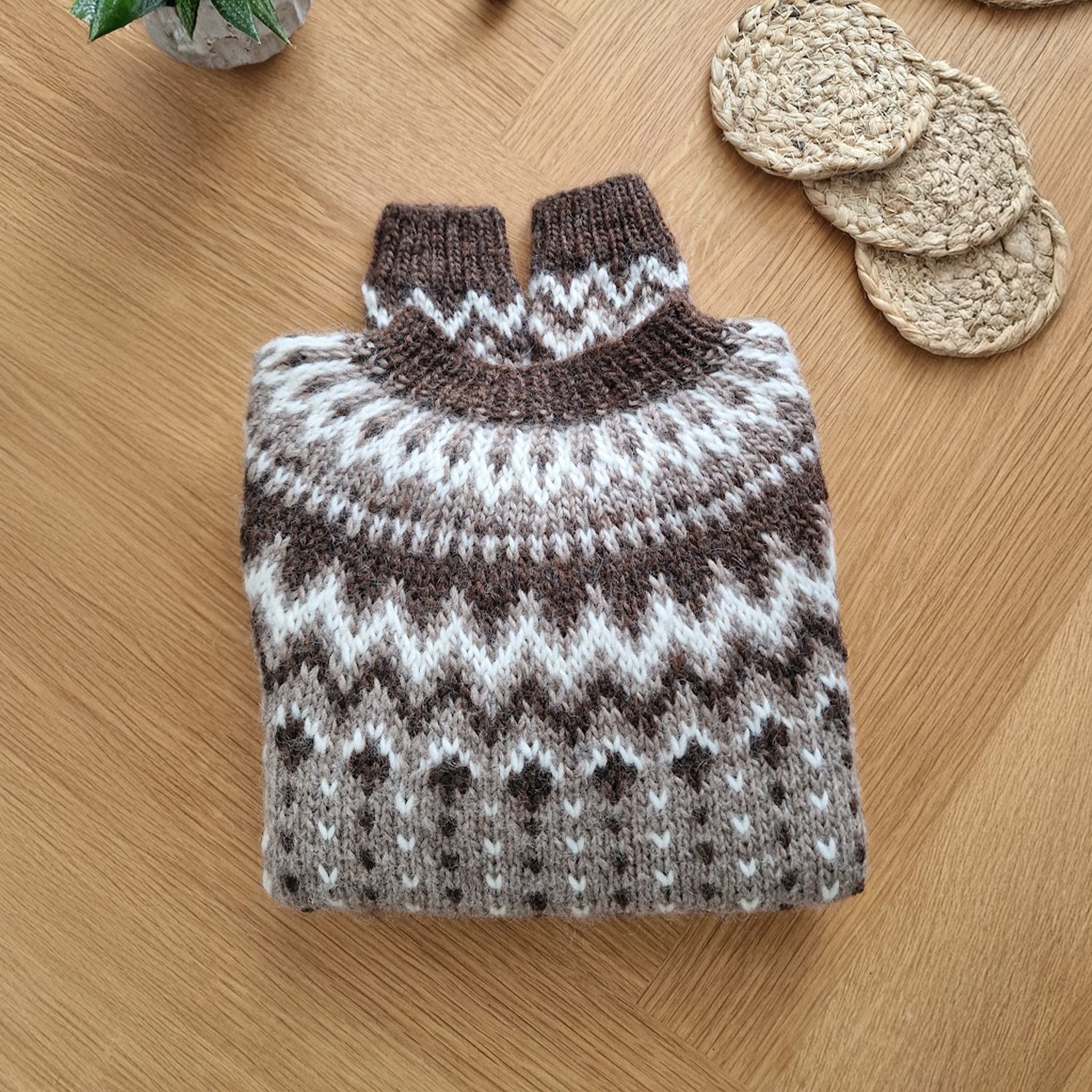 Fellsfjara kids sweater knitting pattern