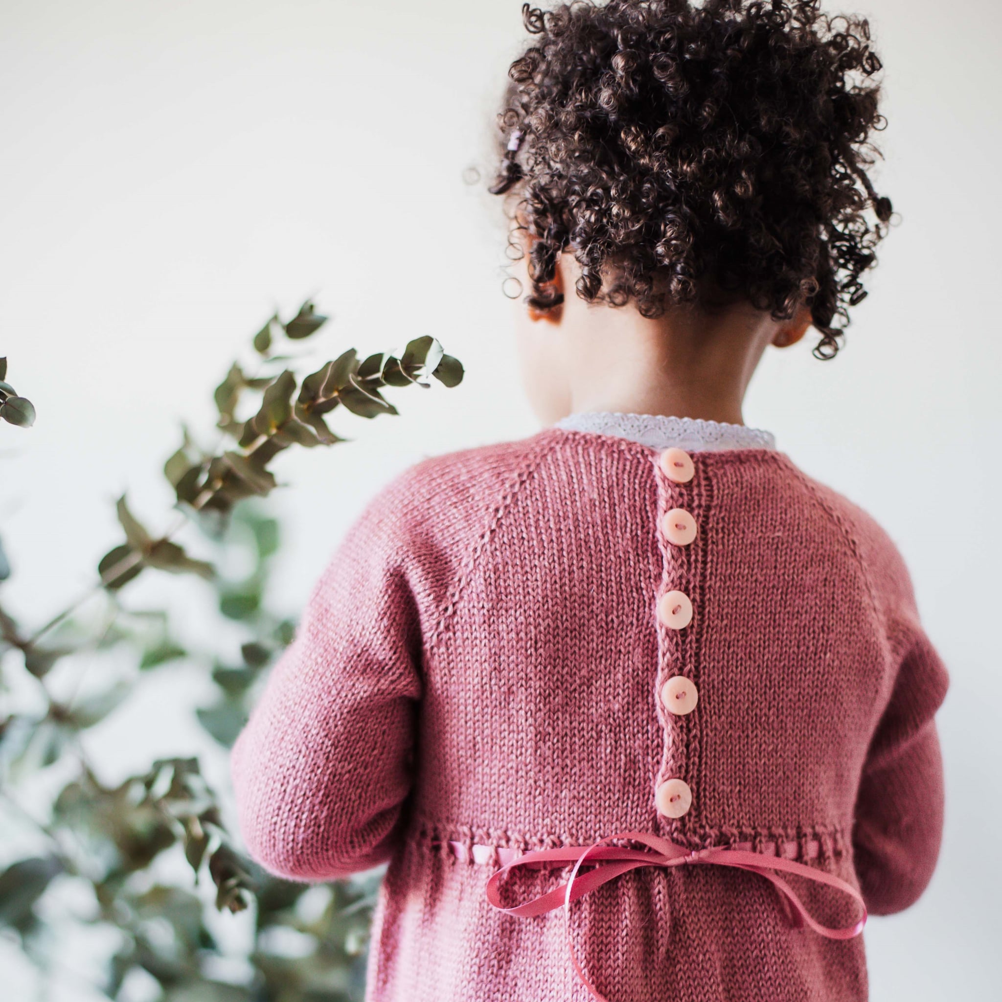 orkin_sk-016_kids-dress_knitting-pattern_prjonauppskrift4.jpeg