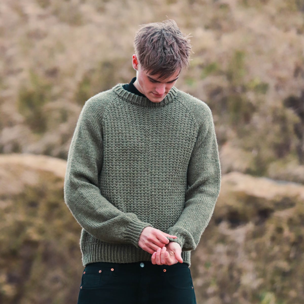 ynja_sk-009_adult-sweater_knitting-pattern_prjonauppskrift-1.jpeg