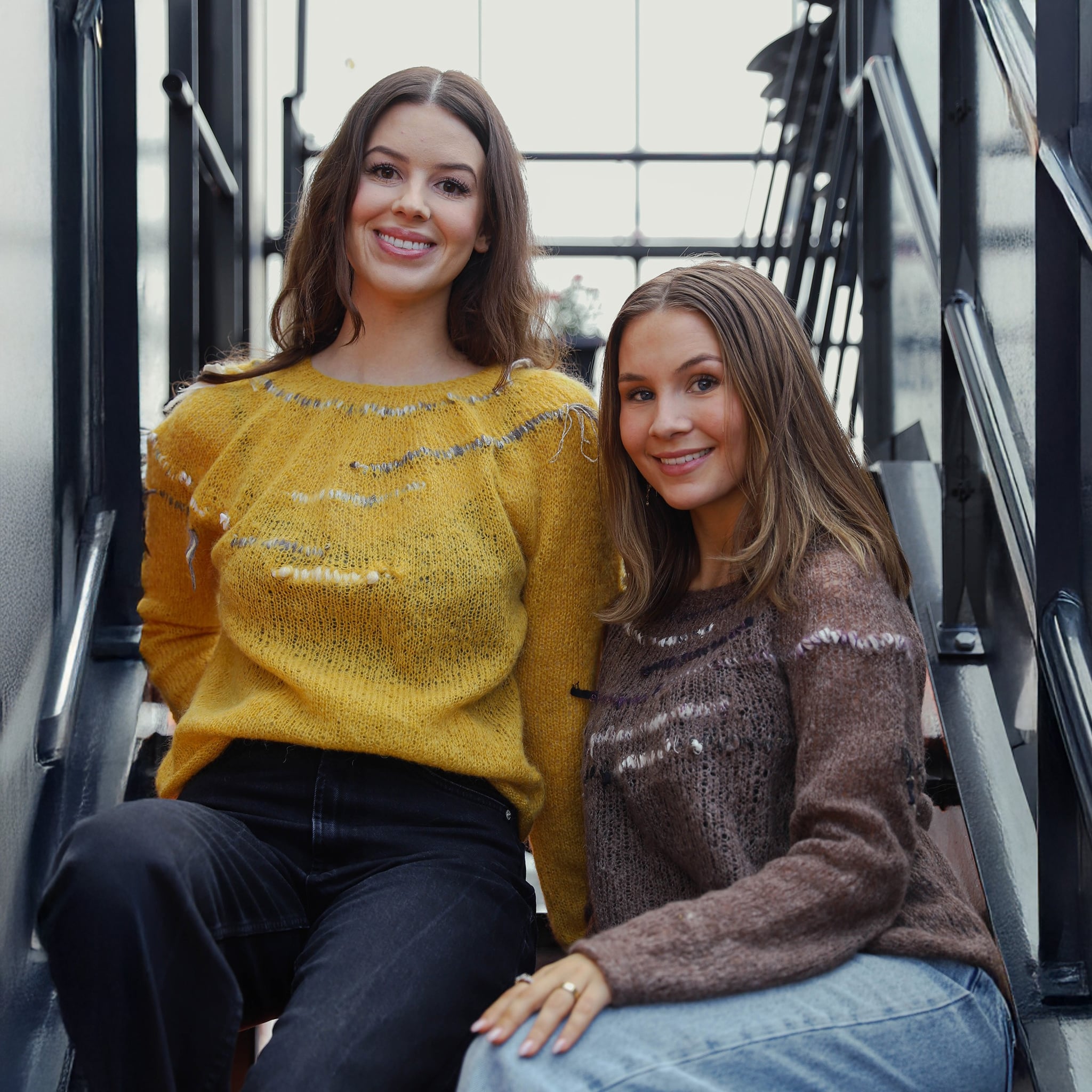 gara_ios-015_womens-sweater_knitting-pattern_prjonauppskrift3.jpeg