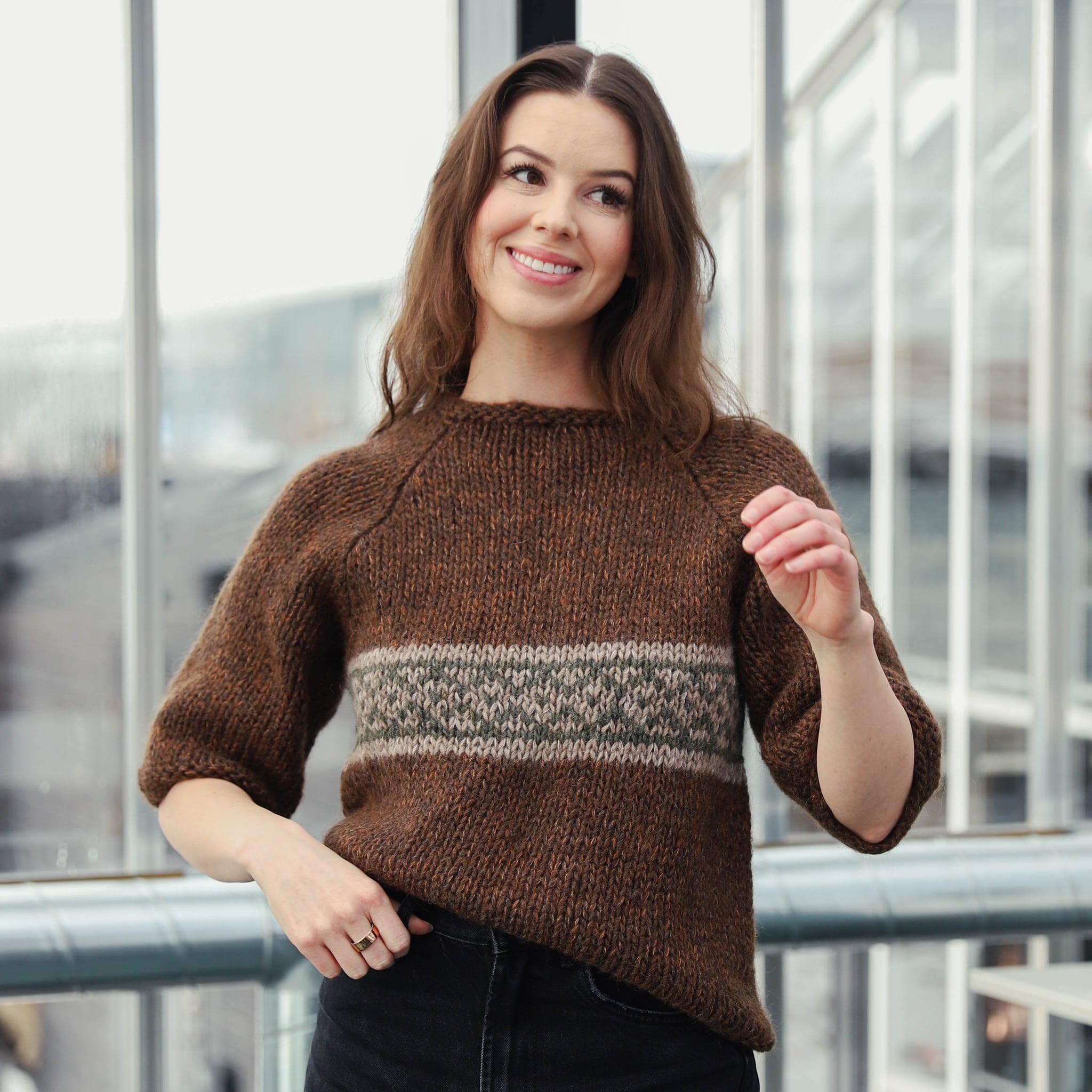 skofir_ios-016_womens-short-sleeve_knitting-pattern_prjonauppskrift1.jpeg