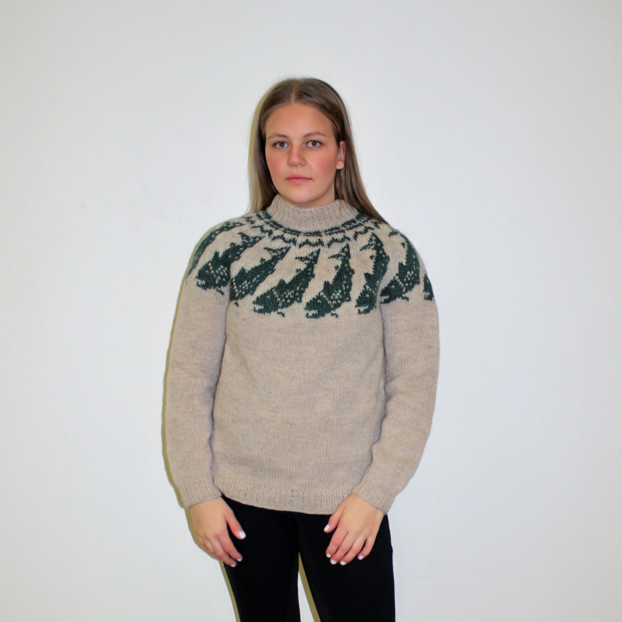 storlax_knit0477_adult-sweater_knitting-pattern_prjonauppskrift-1.jpeg