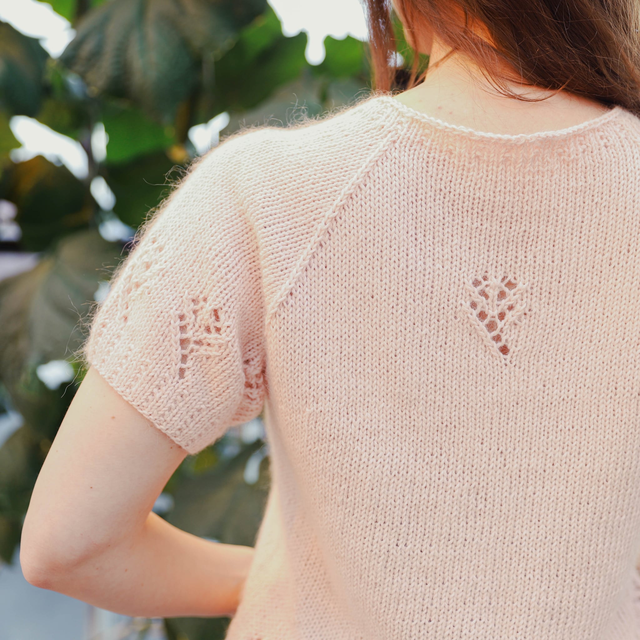 blalilja_knit0479_womens-summer-shirt-knitting-pattern-prjonauppskrift-3.jpeg