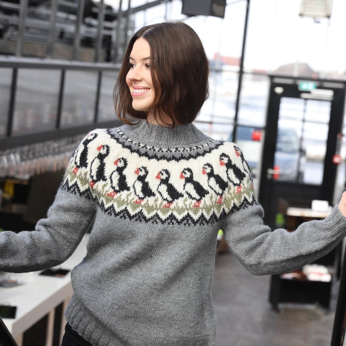 lundi_knit0478_adult-puffin-sweater_knitting-pattern_prjonauppskrift1.jpeg