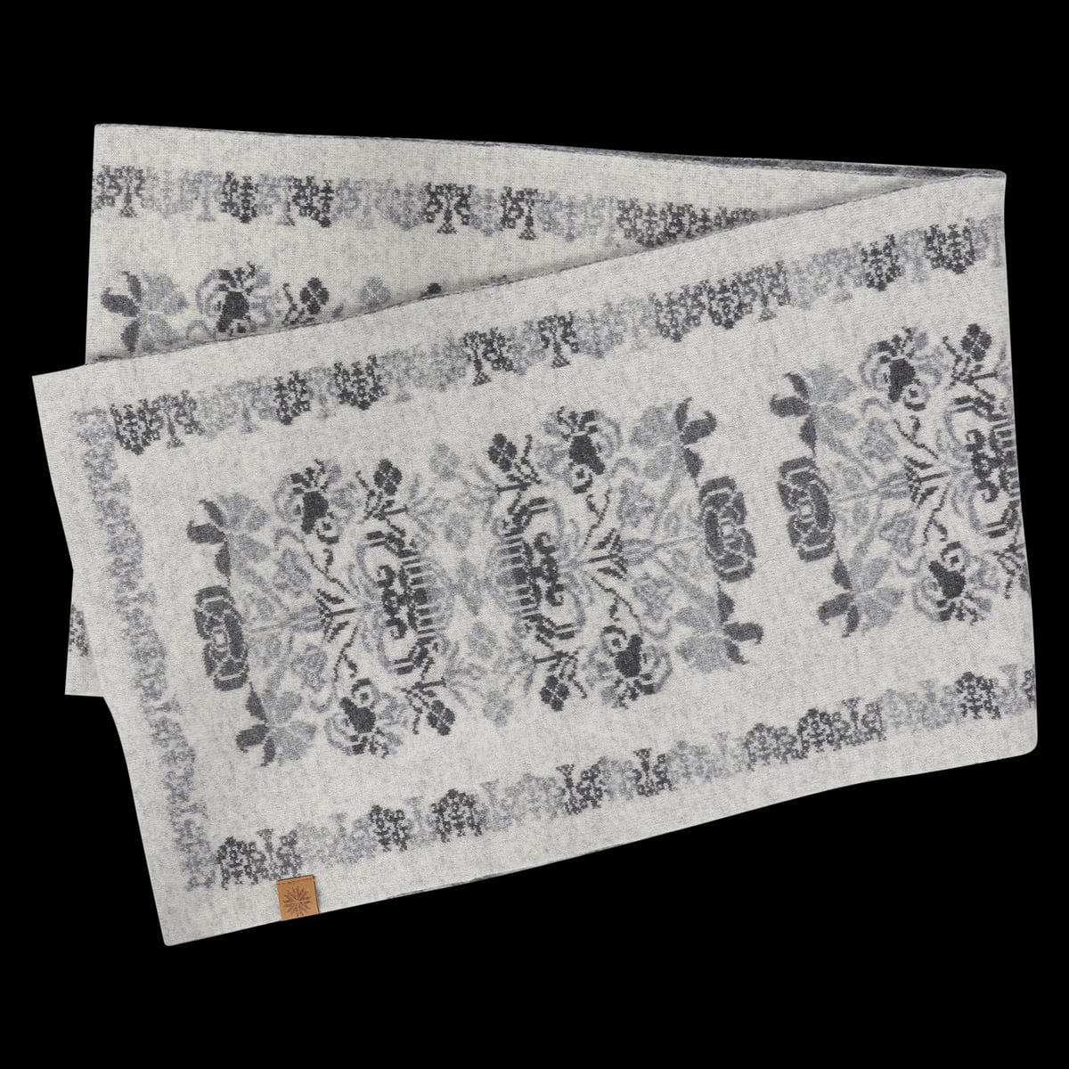 sodulfell-cashmere-scarf_1000.jpeg