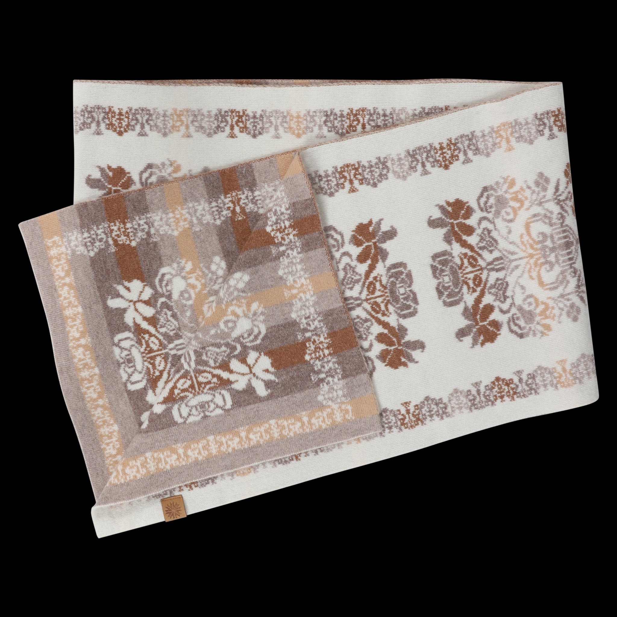 sodulfell-cashmere-scarf_1003.jpeg